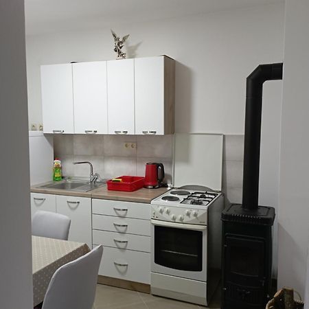 Luce Apartment Kijevo Екстериор снимка