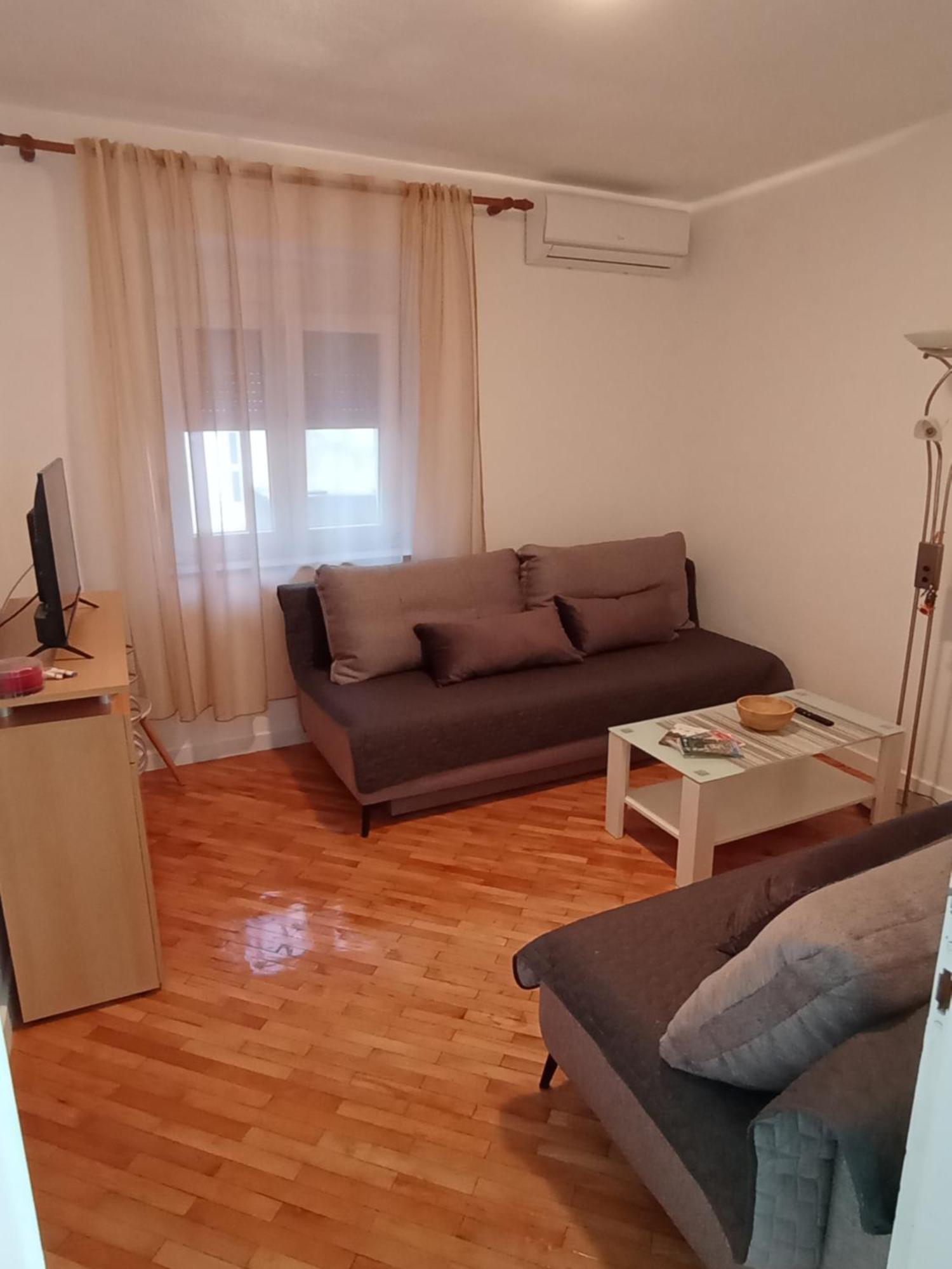 Luce Apartment Kijevo Екстериор снимка