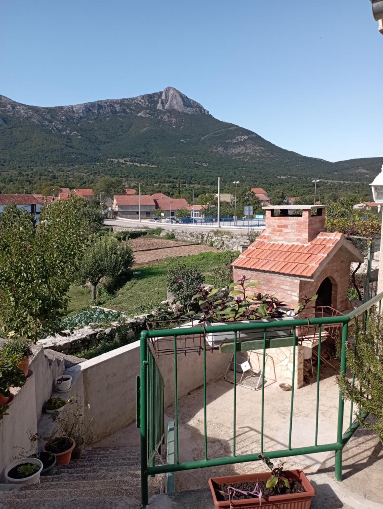 Luce Apartment Kijevo Екстериор снимка