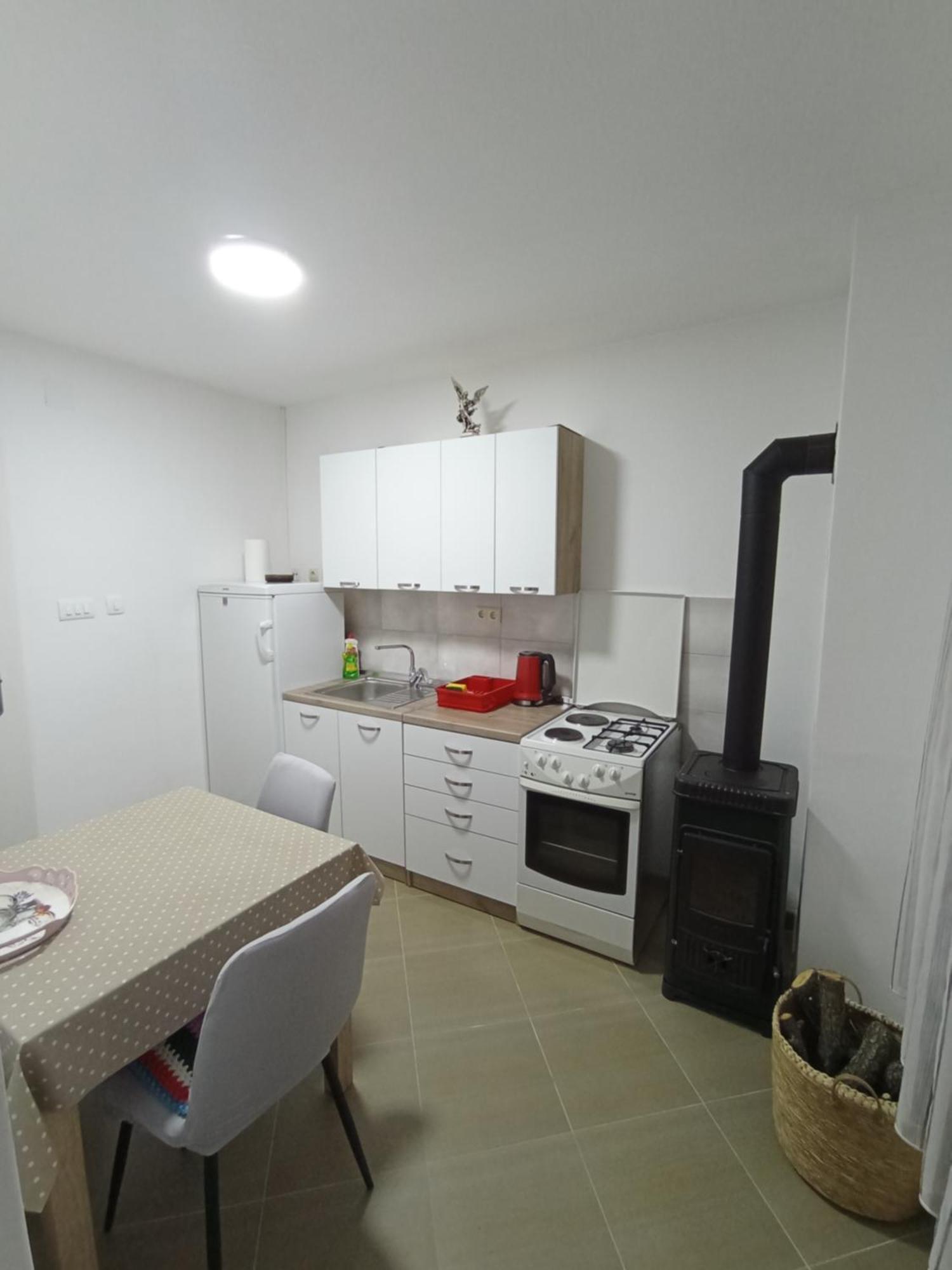 Luce Apartment Kijevo Екстериор снимка